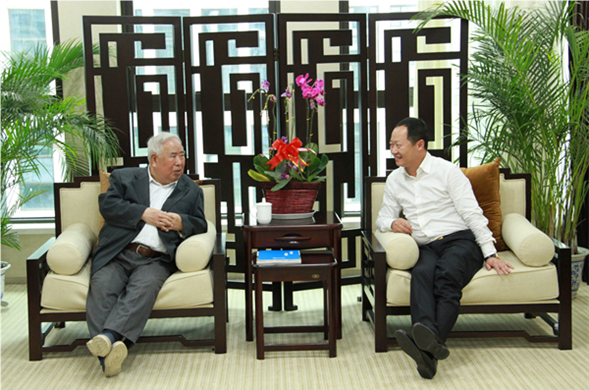 原建设部副部长李振东莅临彩运网集团参观指导